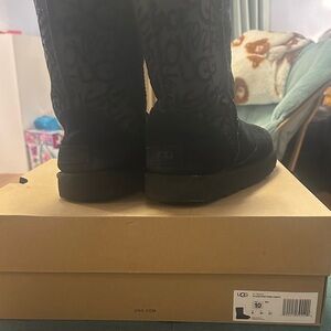 UGG classic Black with sparkle
